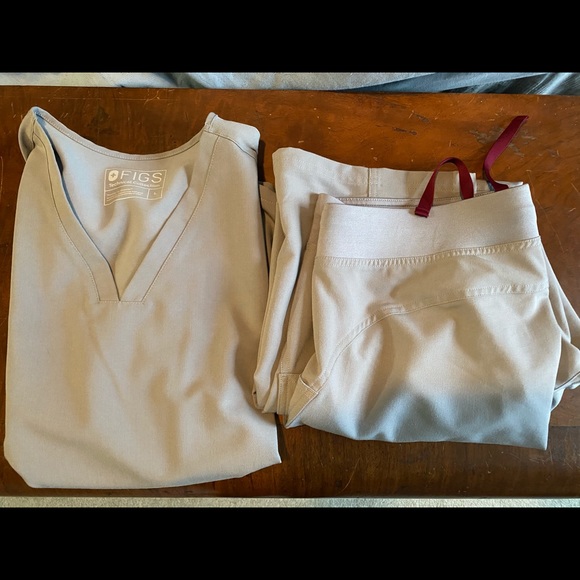 SOLD FIGS Cement Scrub Set Large